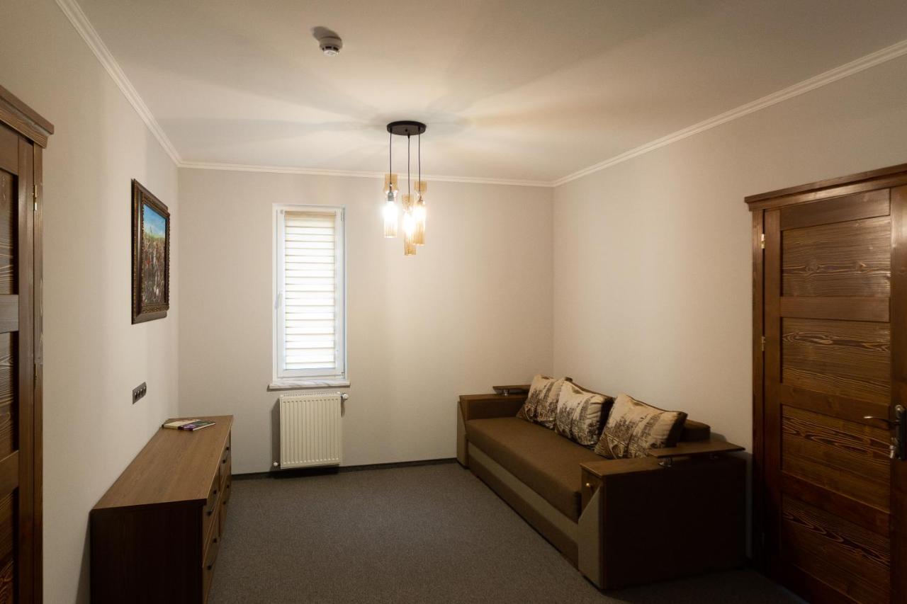 Князів Двір Hotell Bukovel Exteriör bild
