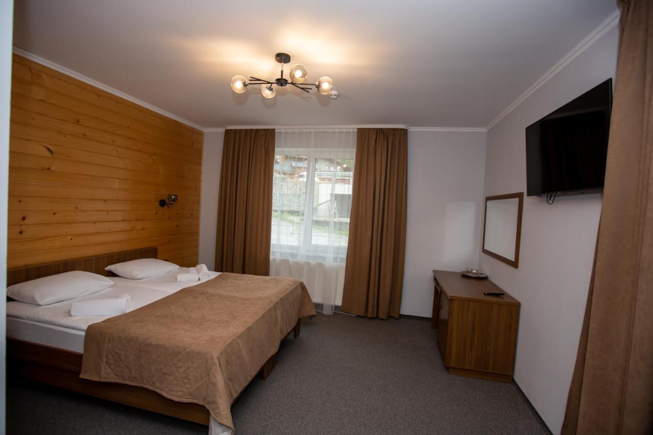 Князів Двір Hotell Bukovel Exteriör bild