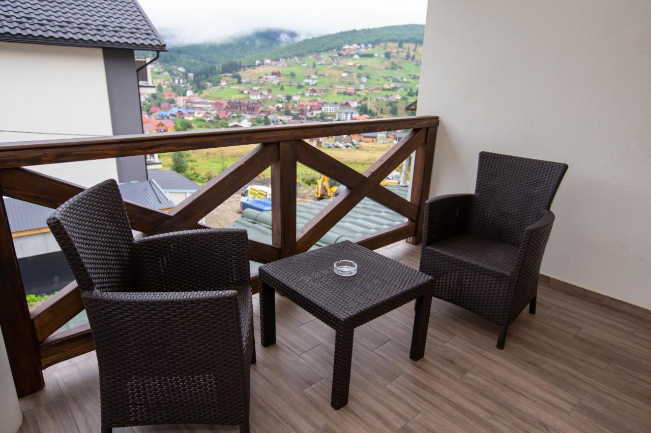 Князів Двір Hotell Bukovel Exteriör bild