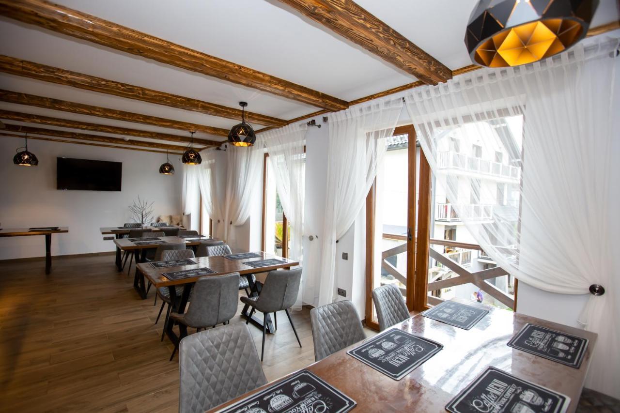 Князів Двір Hotell Bukovel Exteriör bild