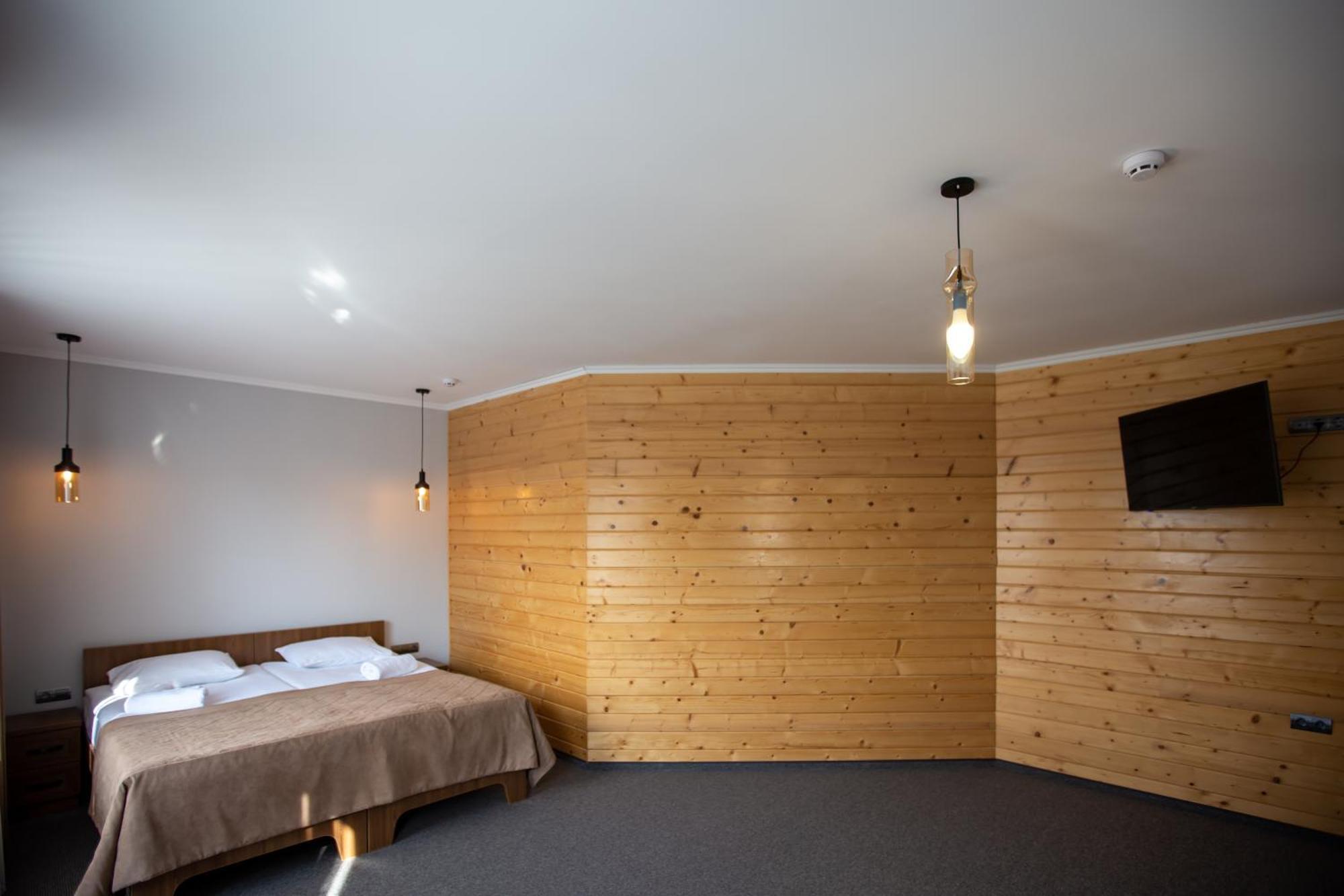 Князів Двір Hotell Bukovel Exteriör bild